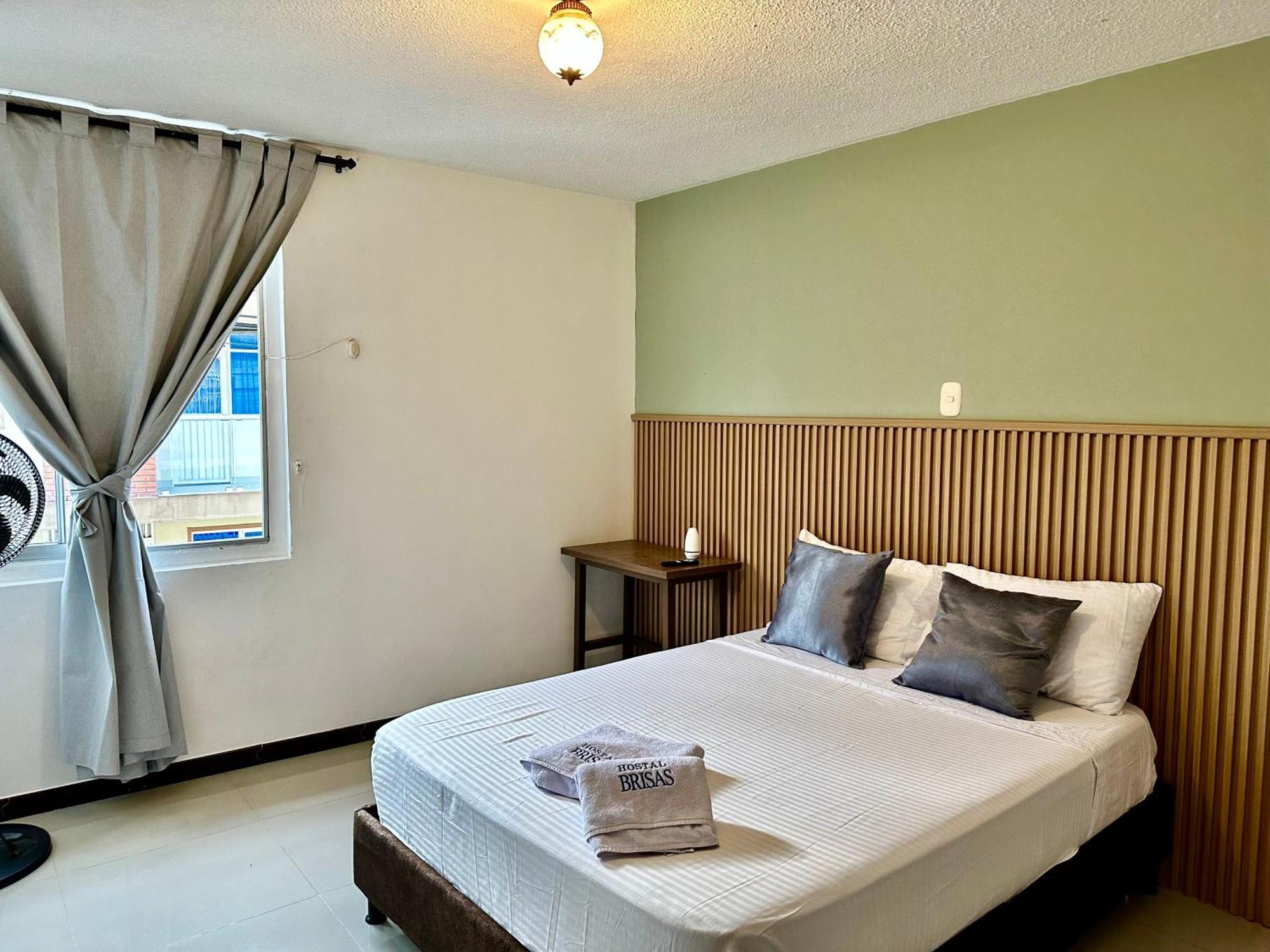 Hostel Brisas Del Nevado Ibagué エクステリア 写真